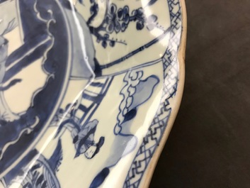 Een paar Chinese blauwwitte schotels met de 'Cao zussen', Kangxi