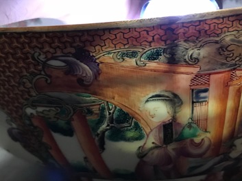 Een Chinese famille rose kom met mandarijns decor, Qianlong