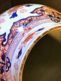 A pair of very large Chinese Imari-style vases and covers with pheasants, Kangxi