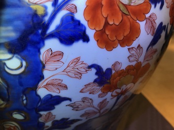 A pair of very large Chinese Imari-style vases and covers with pheasants, Kangxi