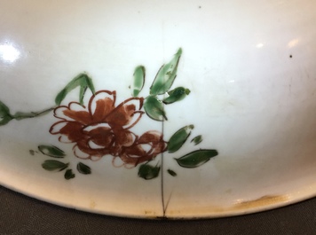 A Chinese famille verte dish, a mandarin bowl, two teapots and three cups, Kangxi and later