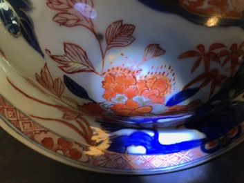 A pair of very large Chinese Imari-style vases and covers with pheasants, Kangxi