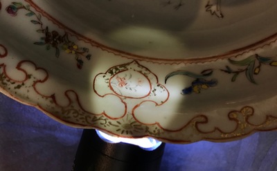 Three Chinese famille rose plates and an oval dish, 18/19th C.