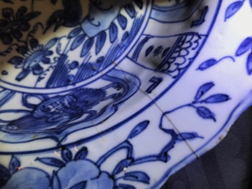 Vijf Chinese blauwwitte kommen en borden, Wanli, Tianqi en Transitie periode