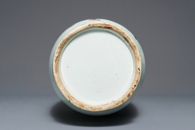 A Chinese famille rose 'Immortals' vase, 19/20th C.