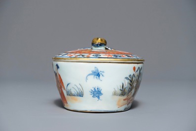 Un beurrier en porcelaine de Chine de style Imari &agrave; d&eacute;cor "Dames au Parasol", Qianlong, ca. 1736-1738