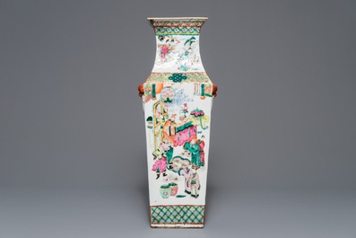 A square Chinese famille rose vase with figures, 19th C.