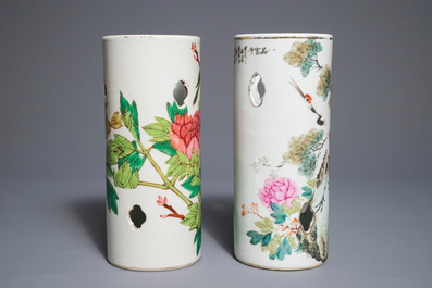 Two Chinese qianjiang cai hat stands and a famille rose bowl, 19/20th C.