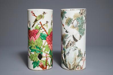 Two Chinese qianjiang cai hat stands and a famille rose bowl, 19/20th C.