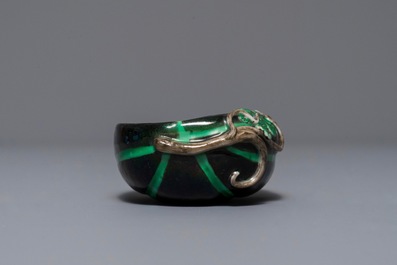 A Chinese black ground melon-shaped brush washer, 18/19th C.