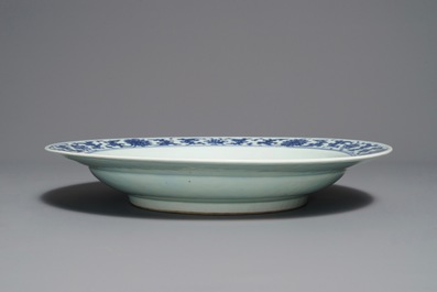 A Chinese blue and white Ming style charger, Qianlong