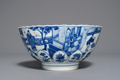 Een Chinese blauwwitte gemouleerde kom met interieursc&egrave;nes, Xuande merk, Kangxi