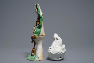 Two Chinese verte bisquit and blanc de Chine figures of Guanyin, 18/19th C.