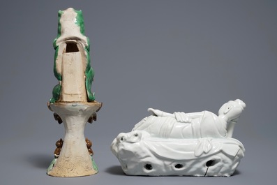 Two Chinese verte bisquit and blanc de Chine figures of Guanyin, 18/19th C.