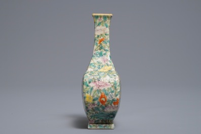 A Chinese eggshell famille rose millefleurs vase on stand, Qianlong mark, 18/19th C.