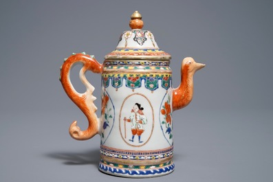 Une cafeti&egrave;re couverte en porcelaine de Chine famille rose &agrave; d&eacute;cor d'Europ&eacute;ens, Yongzheng