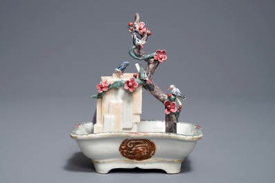 A Chinese famille rose basin with birds, prune tree and a vase, Qianlong