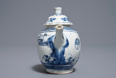 Een Chinese blauwwitte theepot met reli&euml;fdecor, Kangxi
