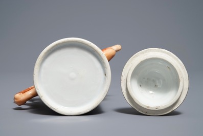 Une cafeti&egrave;re couverte en porcelaine de Chine famille rose &agrave; d&eacute;cor d'Europ&eacute;ens, Yongzheng