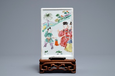 A square Chinese famille rose brush pot on wooden stand, Yongzheng/Qianlong