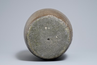 Un grand pot &agrave; verser en gr&egrave;s &eacute;maill&eacute; au sel, Japon, Meiji/Showa, 19/20&egrave;me
