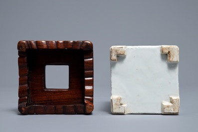 A square Chinese famille rose brush pot on wooden stand, Yongzheng/Qianlong