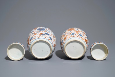 A pair of Chinese Imari style ginger jars and covers, Kangxi