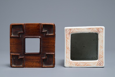 A square Chinese famille rose brush pot on wooden stand, Yongzheng/Qianlong