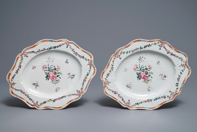 A pair of Chinese neoclassical famille rose tureens on stands, Qianlong