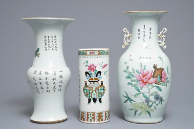 Drie Chinese famille rose vazen met diverse decors, 19/20e eeuw
