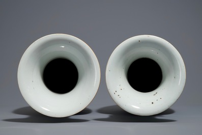 Two Chinese famille rose vases, 19/20th C.