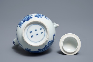 A Chinese blue and white ewer and cover with 'antiquities' design, Kangxi