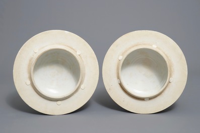 A pair of large Chinese famille noire vases and covers, 19/20th C.