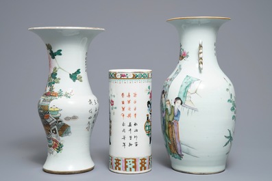 Drie Chinese famille rose vazen met diverse decors, 19/20e eeuw