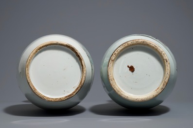 Two Chinese famille rose vases, 19/20th C.