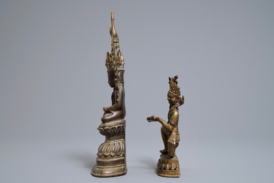 Deux figures votives en bronze, Birmanie et N&eacute;pal, 18/19&egrave;me