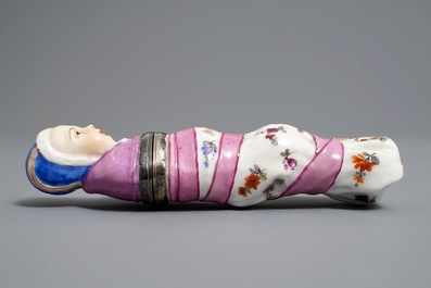 A French porcelain silver-mounted needle case, 18/19th C.