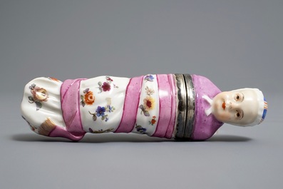 A French porcelain silver-mounted needle case, 18/19th C.