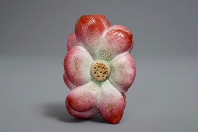 A Chinese famille rose lotus flower-shaped incense holder, 20th C.