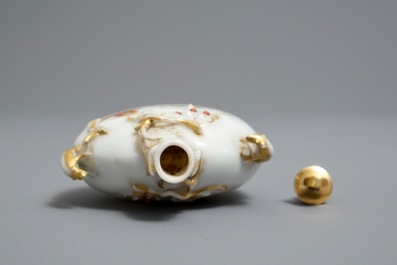 A Chinese iron red and gilt snuff bottle, Yongzheng/Qianlong