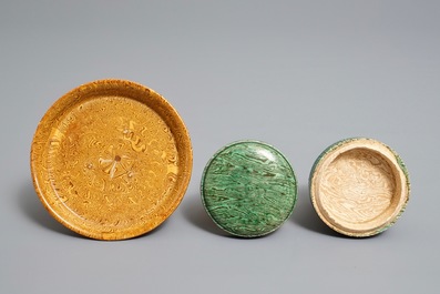 A Chinese marbled ware stem bowl and box with cover, Song or later