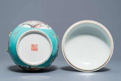 A Chinese famille rose '9 peaches' dish and a turquoise ground bowl and cover, Qianlong mark, 19/20th C.