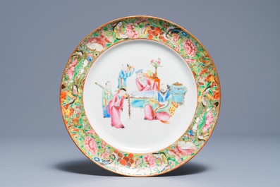 Twelve Chinese Canton Mandarin famille rose plates and soup plates, Daoguang