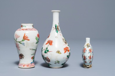 Two Chinese famille rose and verte vases and a snuff bottle, Kangxi/Yongzheng