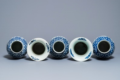 A Chinese blue and white five-piece garniture with port views, 19th C.