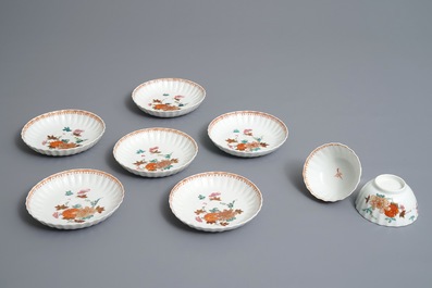 Zes gelobde Chinese famille rose koppen en schotels met floraal decor, Qianlong