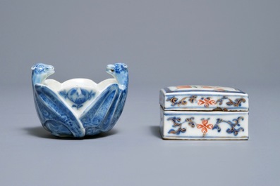 A Chinese blue and white bat-shaped brush washer and a square box and cover, Kangxi/Qianlong