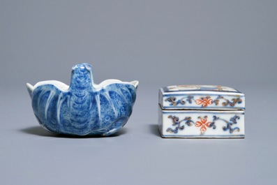 A Chinese blue and white bat-shaped brush washer and a square box and cover, Kangxi/Qianlong