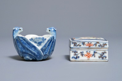 A Chinese blue and white bat-shaped brush washer and a square box and cover, Kangxi/Qianlong