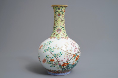 A Chinese famille rose bottle vase with floral design, Jiaqing mark, 19/20th C.